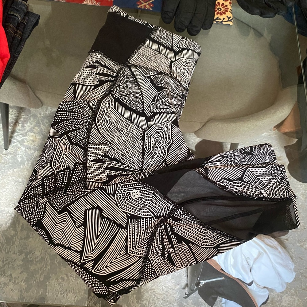 Lululemon tights